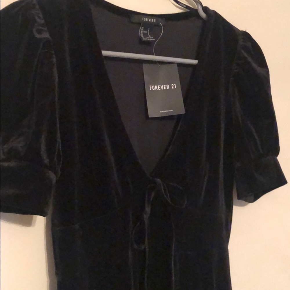 Black Velvet Short Sleeve Dress